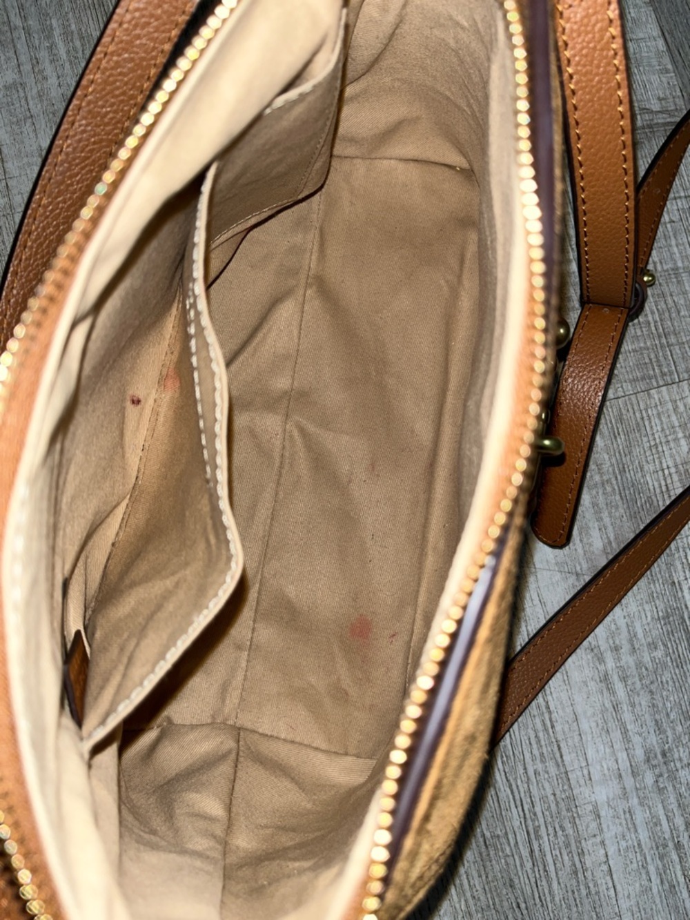 See By Chloe Leather Shoulder Bag - Picture 10 of 14